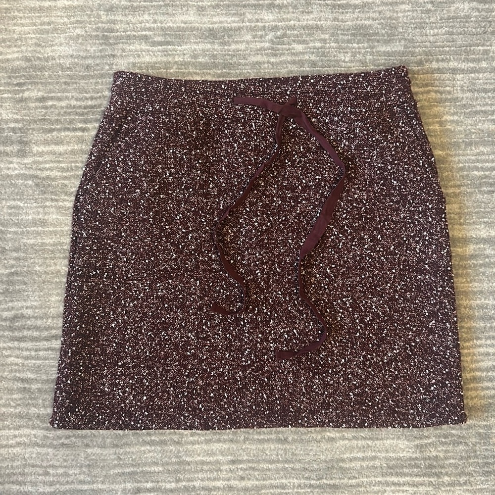 Loft burgundy maroon tweed skirt w/ pockets